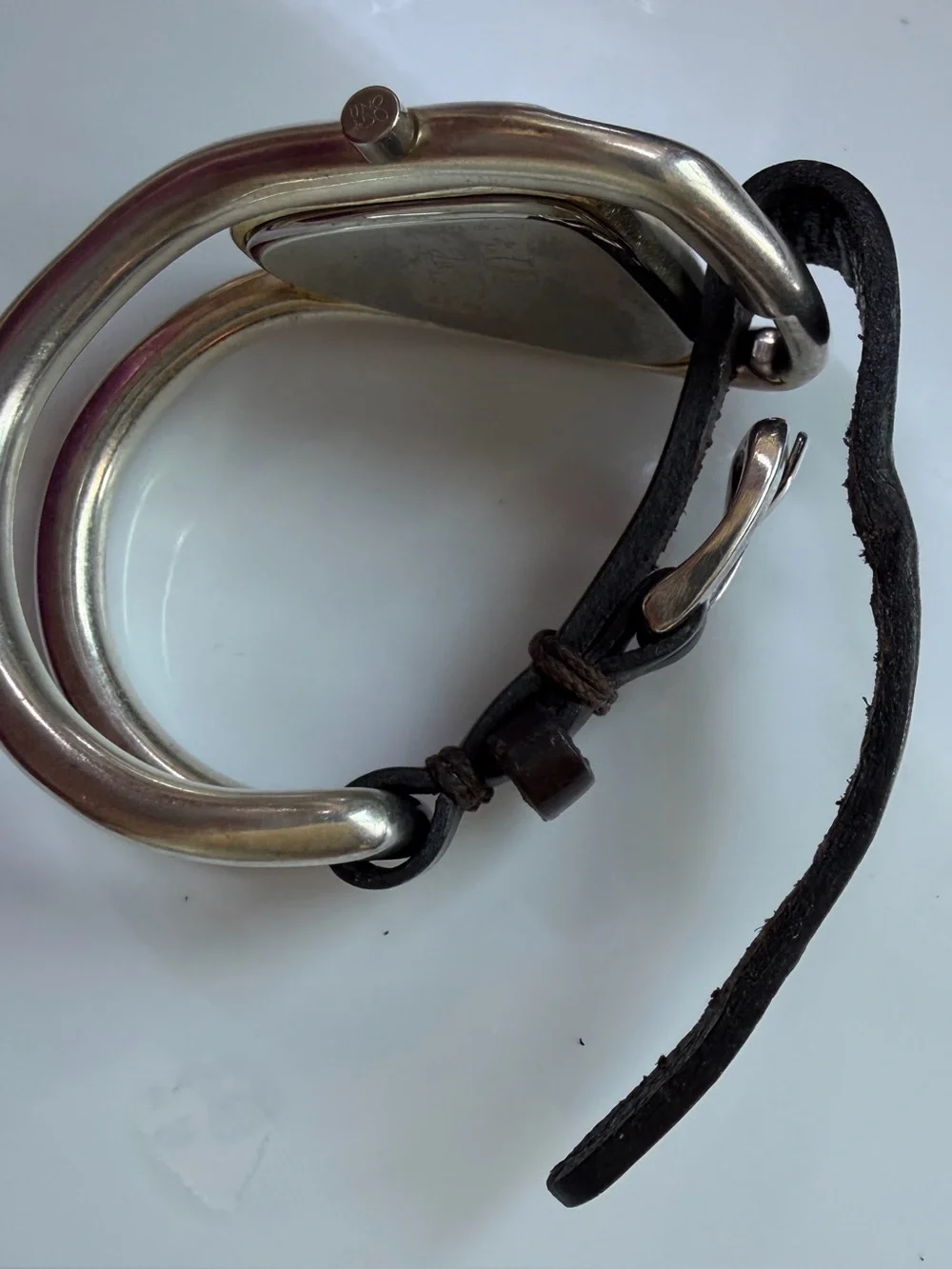 Women's watch with leather and metal plated in sterling silver